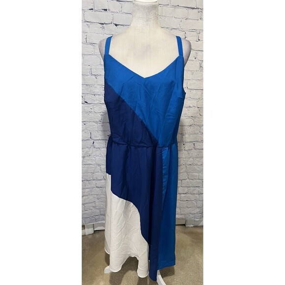 Lane Bryant Blue And White Color Block Sleevless Maxi Dress Size 18 - Picture 1 of 7